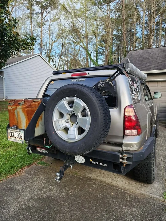 2004 Toyota 4Runner 4th Gen - Image 2 of 17