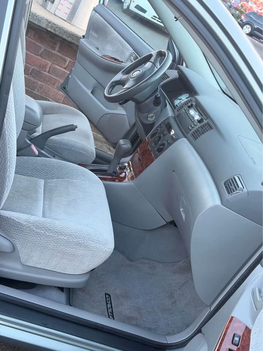 2004 Toyota Corolla 9th Gen - Image 13 of 20
