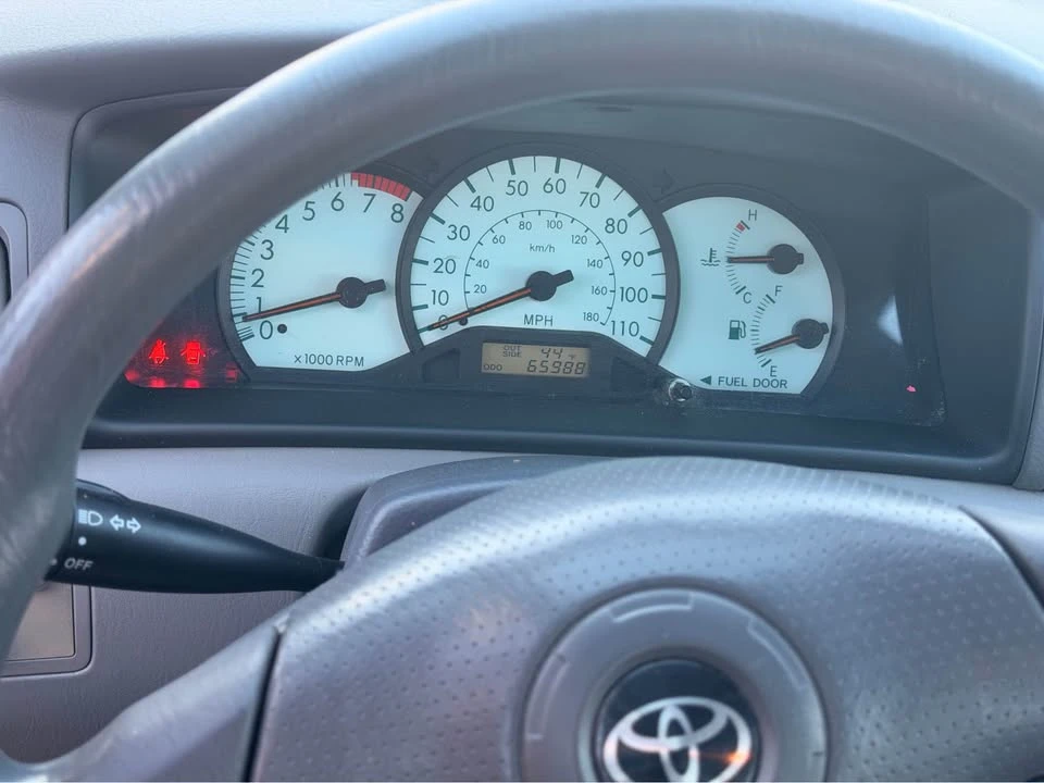 2004 Toyota Corolla 9th Gen - Image 9 of 20