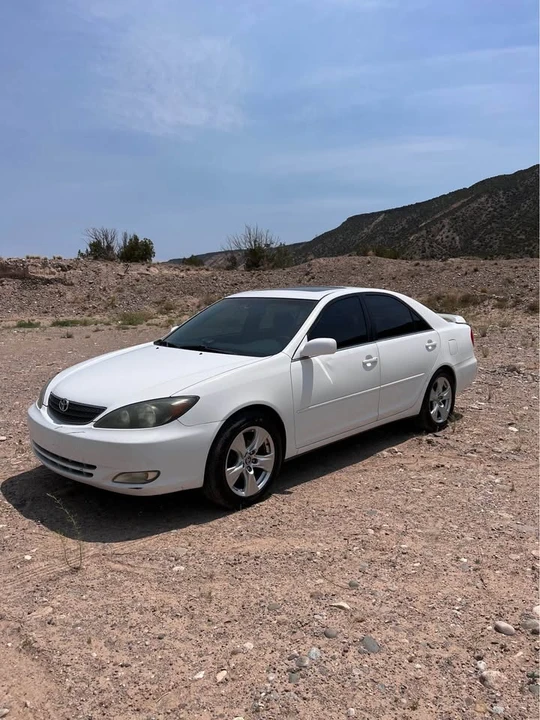2004 Toyota Camry 5th Gen - Image 2 of 16