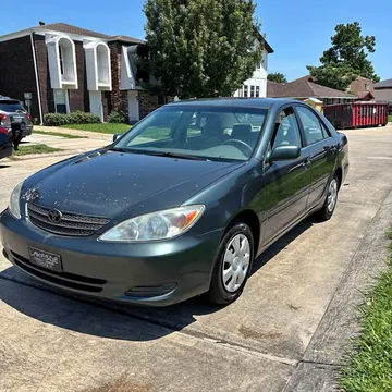 2004 Toyota Camry LE Sedan 4D