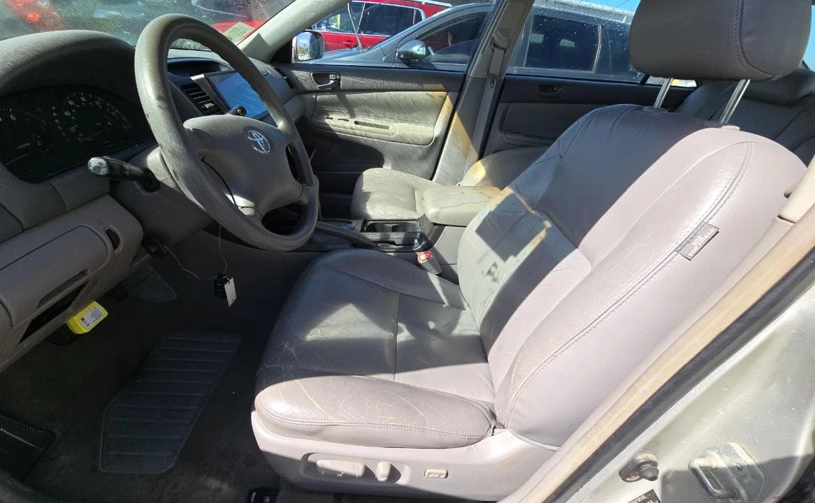 2004 Toyota Camry 5th Gen - Image 7 of 15