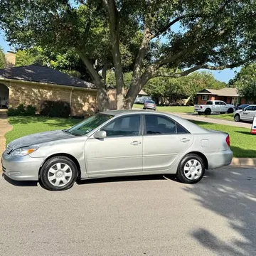 2004 Toyota Camry SE Sedan 4D
