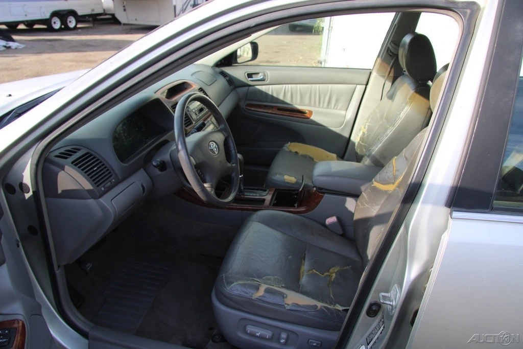 2004 Toyota Camry 5th Gen - Image 13 of 21