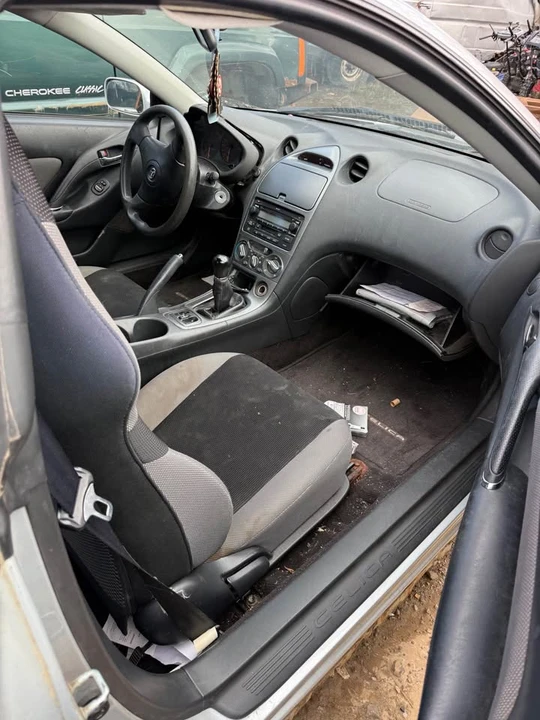 2004 Toyota Celica 7th Gen - Image 3 of 4