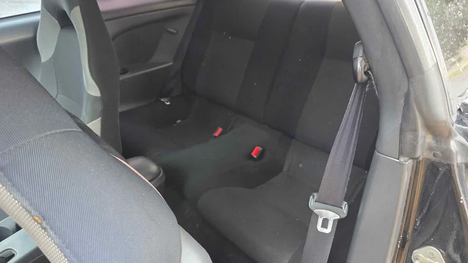 2004 Toyota Celica 7th Gen - Image 7 of 9