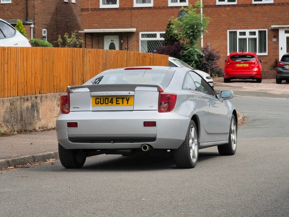 2004 Toyota Celica - Image 23 of 30