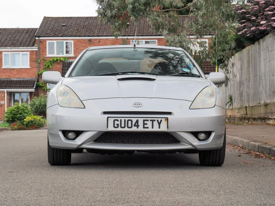 2004 Toyota Celica - Image 22 of 30