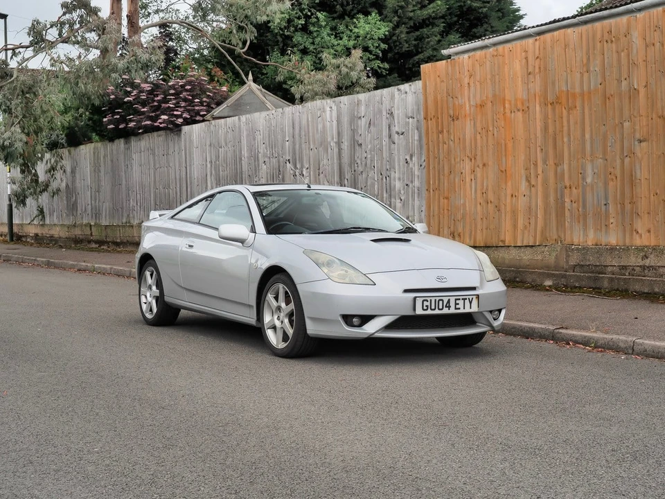 2004 Toyota Celica - Image 24 of 30