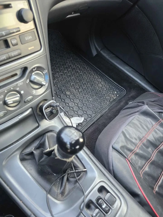 2004 Toyota Celica 7th Gen - Image 17 of 19