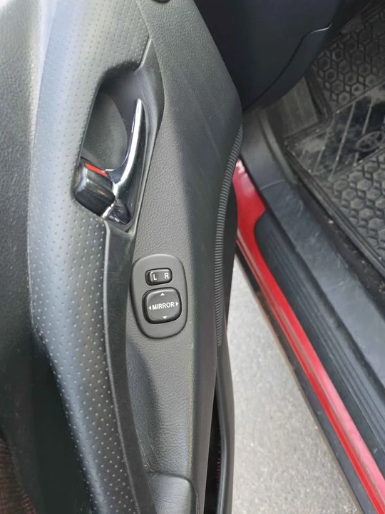 2004 Toyota Celica 7th Gen - Image 8 of 19