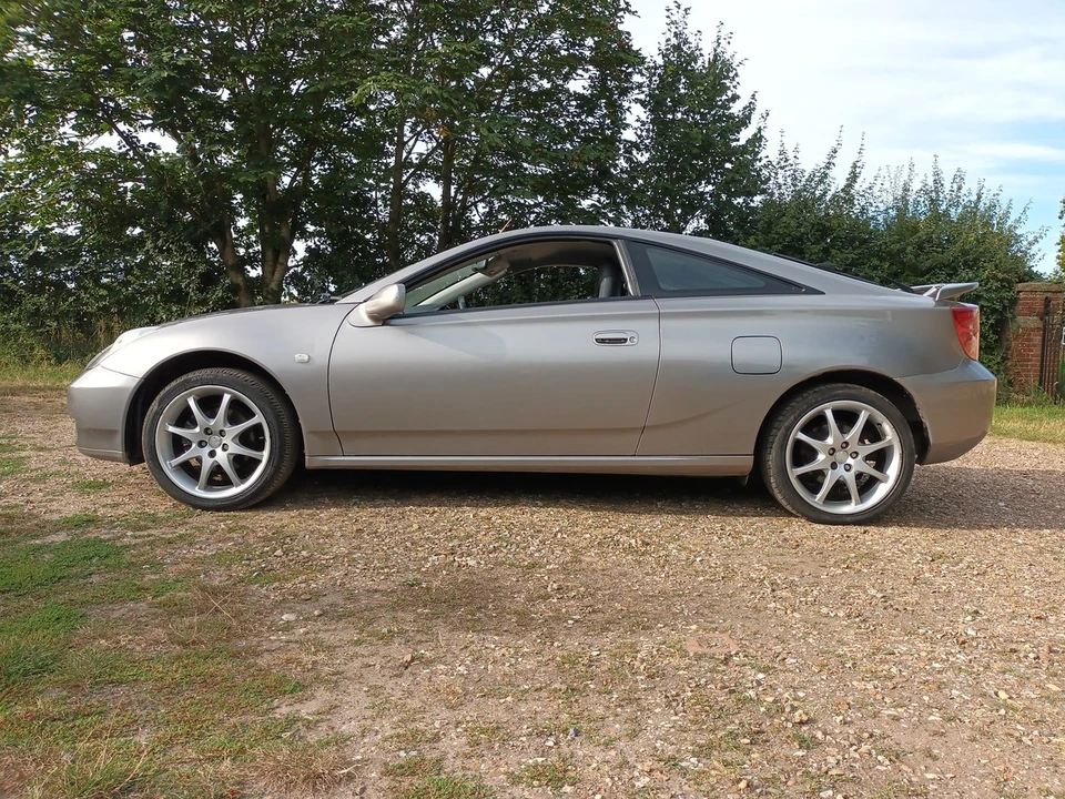 2004 Toyota Celica 7th Gen - Image 18 of 30