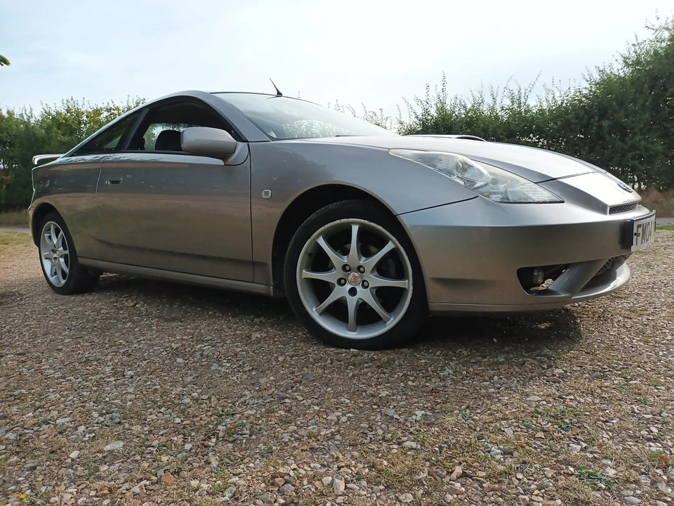 2004 Toyota Celica 7th Gen - Image 11 of 30