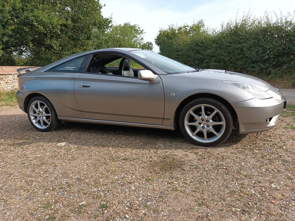 2004 Toyota Celica 7th Gen - Image 14 of 30