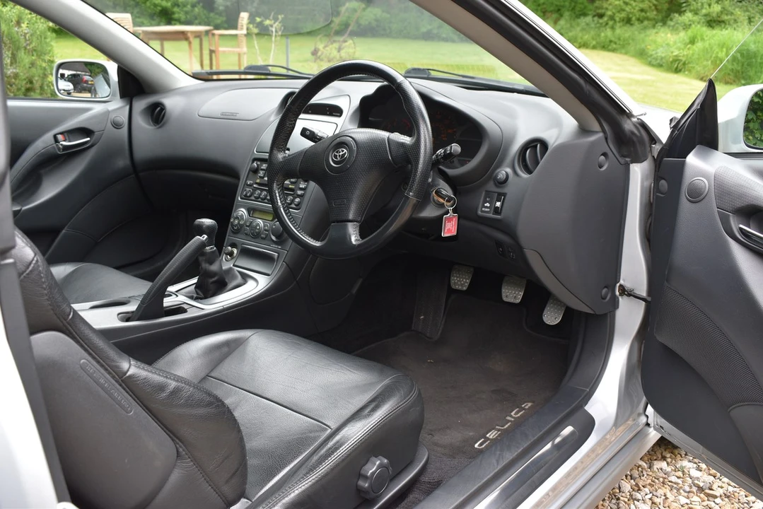 2004 Toyota Celica 7th Gen - Image 27 of 30