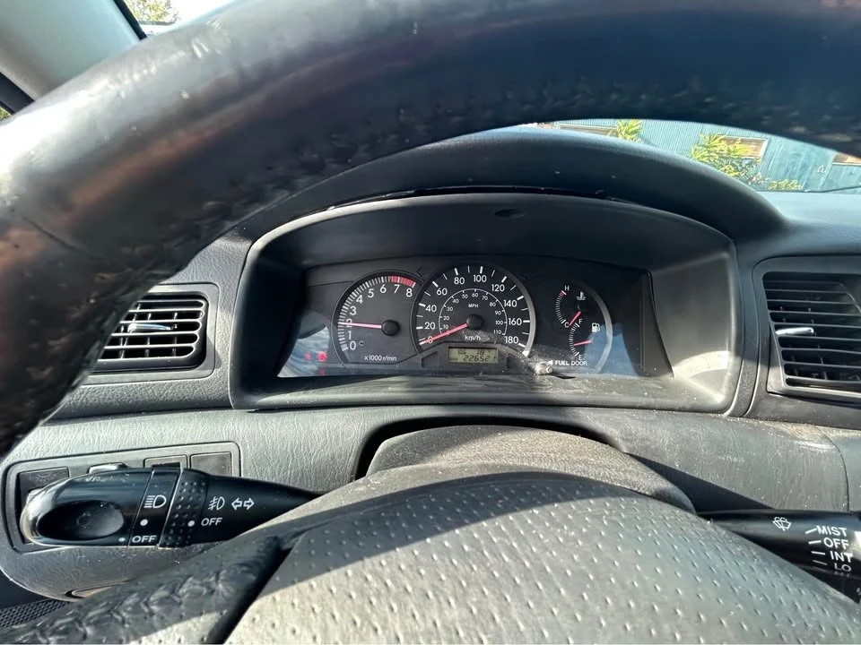 2004 Toyota Corolla 9th Gen - Image 2 of 5