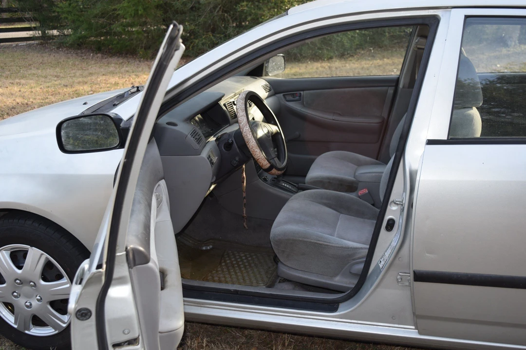 2004 Toyota Corolla 9th Gen - Image 6 of 8