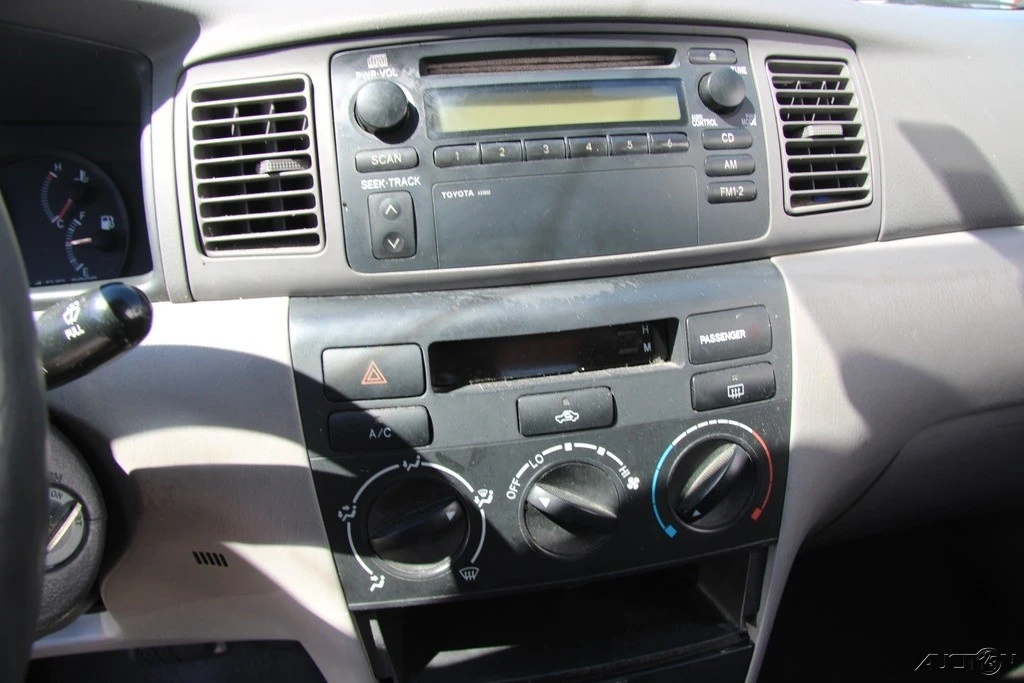 2004 Toyota Corolla 9th Gen - Image 17 of 21