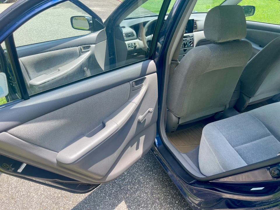 2004 Toyota Corolla 9th Gen - Image 7 of 16