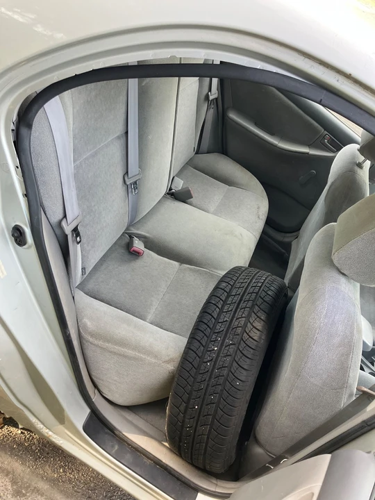 2004 Toyota Corolla 9th Gen - Image 9 of 20
