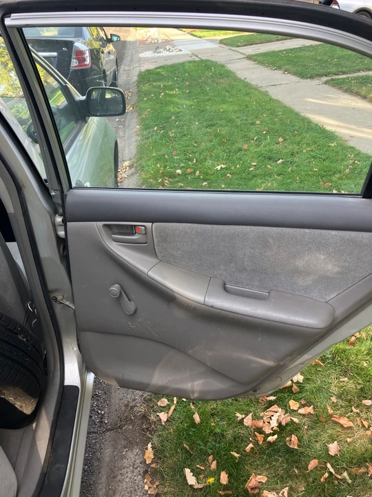 2004 Toyota Corolla 9th Gen - Image 7 of 20