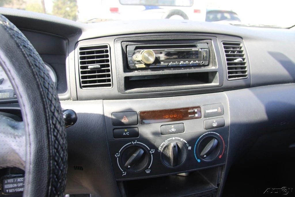 2004 Toyota Corolla 9th Gen - Image 16 of 21