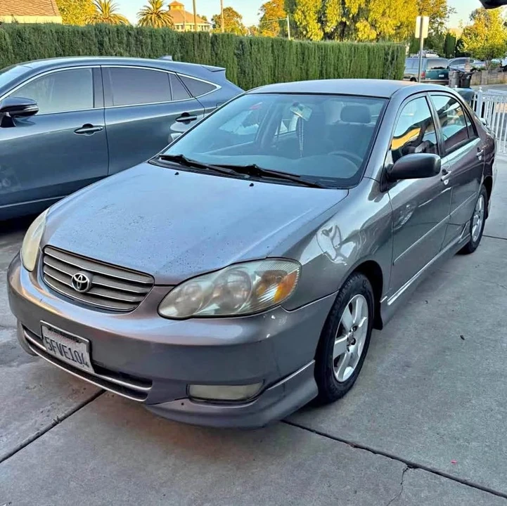 2004 Toyota Corolla 9th Gen - Image 1 of 12