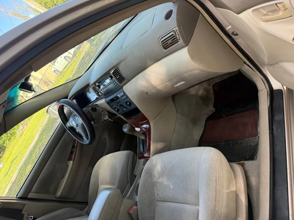 2004 Toyota Corolla 9th Gen - Image 3 of 5