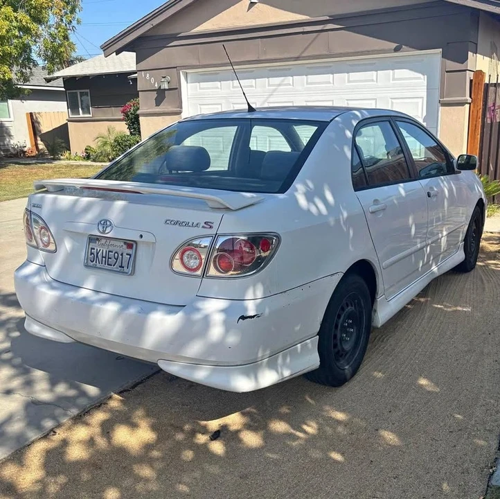 2004 Toyota Corolla 9th Gen - Image 1 of 8