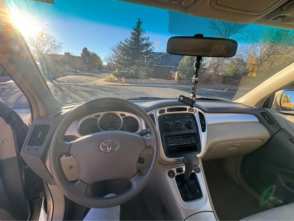2004 Toyota Highlander - Image 8 of 9
