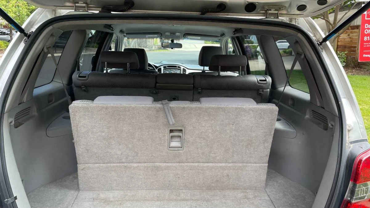 2004 Toyota Highlander - Image 11 of 13