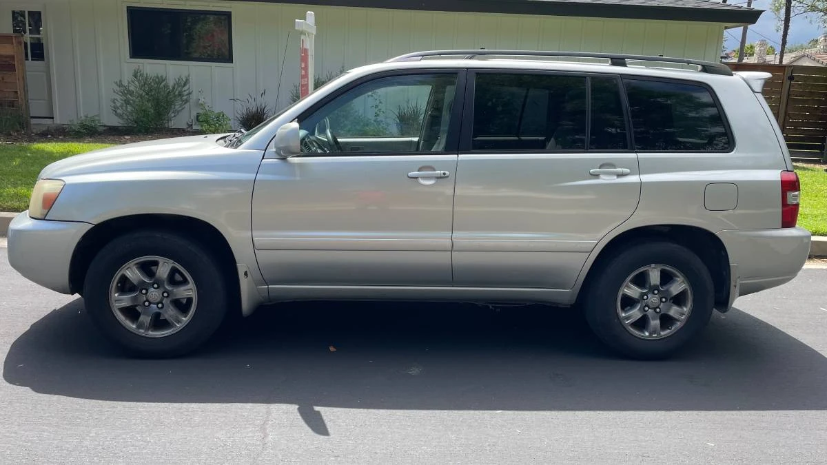 2004 Toyota Highlander - Image 7 of 13