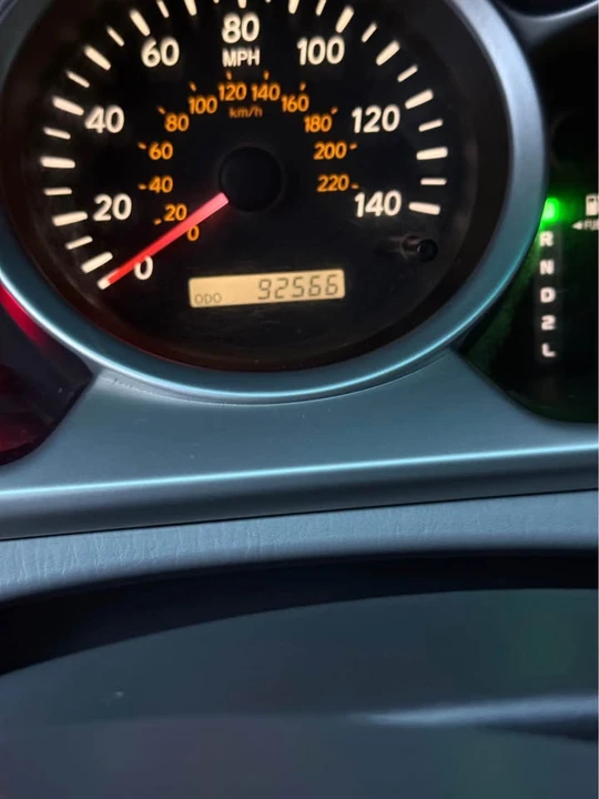 2004 Toyota Highlander - Image 2 of 11