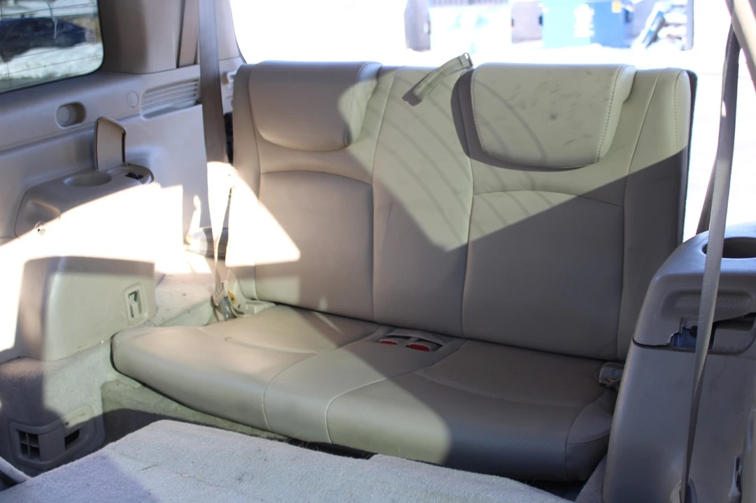 2004 Toyota Highlander - Image 8 of 21