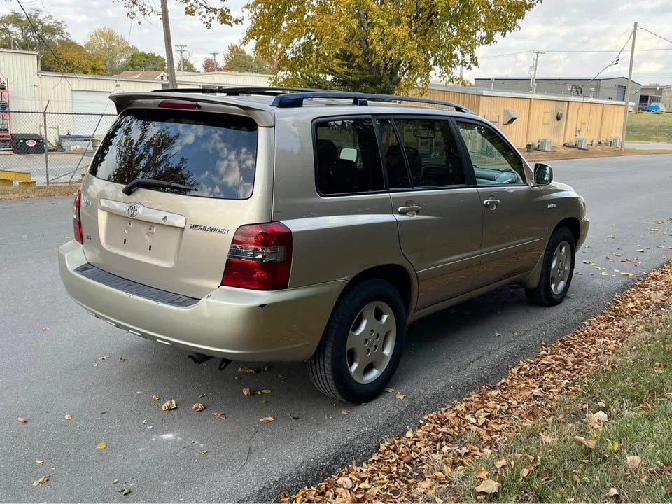 2004 Toyota Highlander - Image 4 of 13