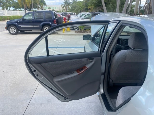 2004 Toyota Corolla 9th Gen - Image 14 of 21