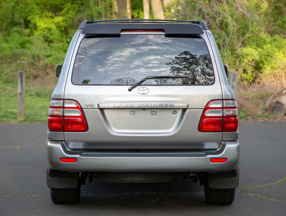 2004 Toyota J100 Land Cruiser - Image 6 of 19