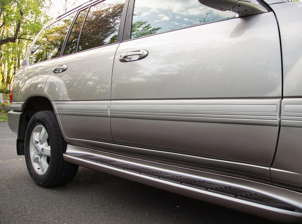 2004 Toyota J100 Land Cruiser - Image 9 of 19