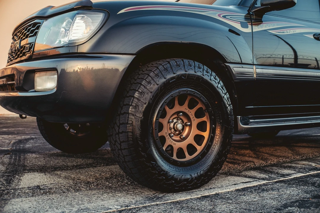 2004 Toyota J100 Land Cruiser - Image 11 of 28