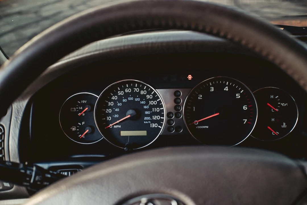 2004 Toyota J100 Land Cruiser - Image 20 of 28