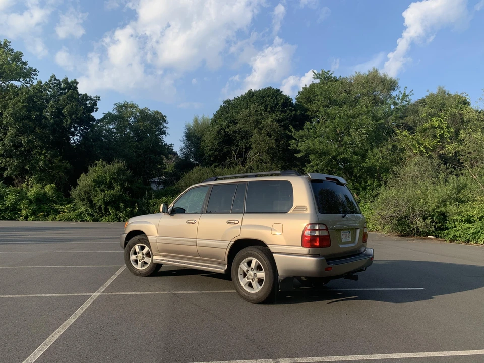 2004 Toyota J100 Land Cruiser - Image 8 of 31
