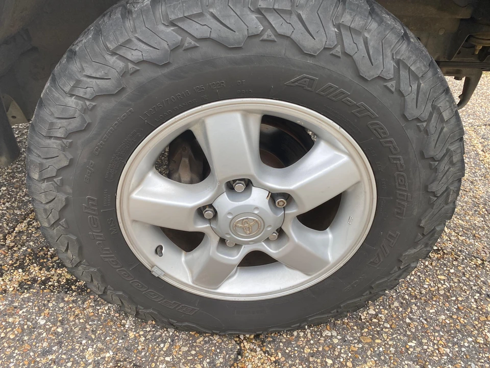2004 Toyota J100 Land Cruiser - Image 29 of 31