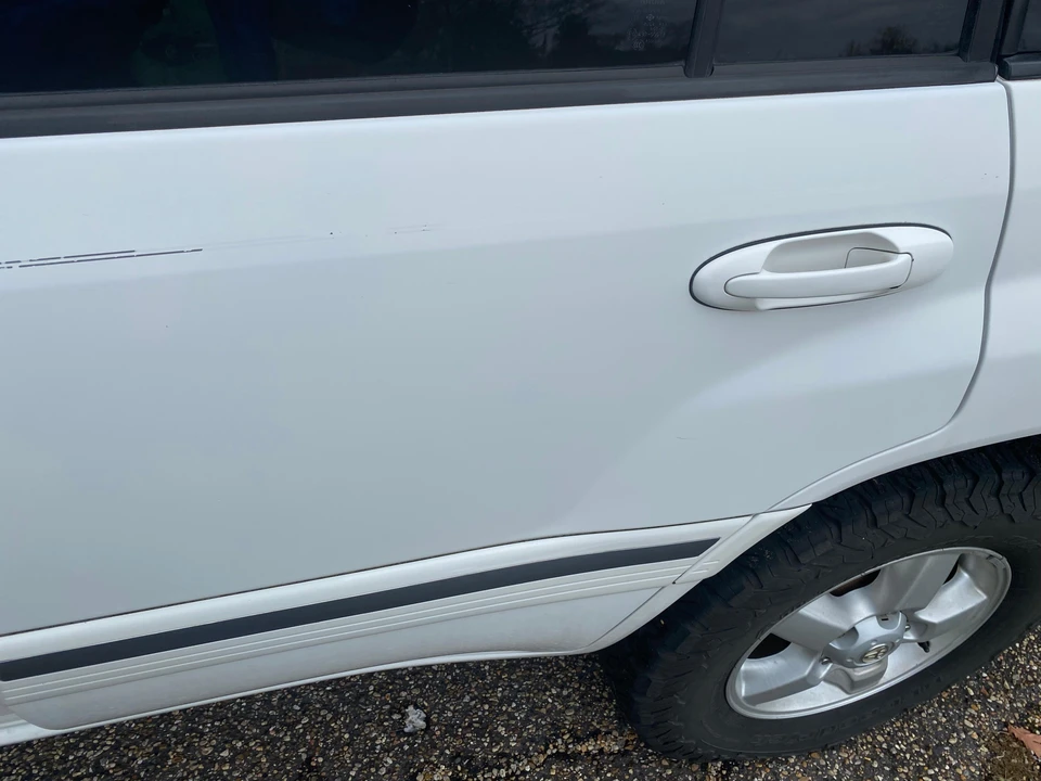 2004 Toyota J100 Land Cruiser - Image 10 of 31