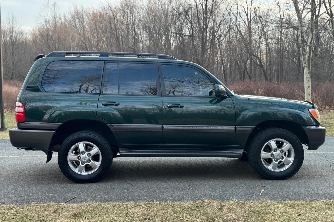 2004 Toyota J100 Land Cruiser - Image 3 of 31
