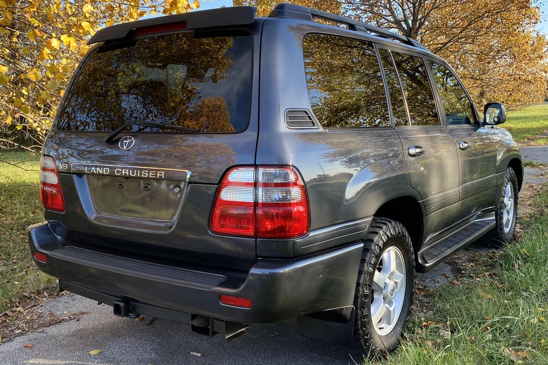 2004 Toyota J100 Land Cruiser - Image 4 of 31