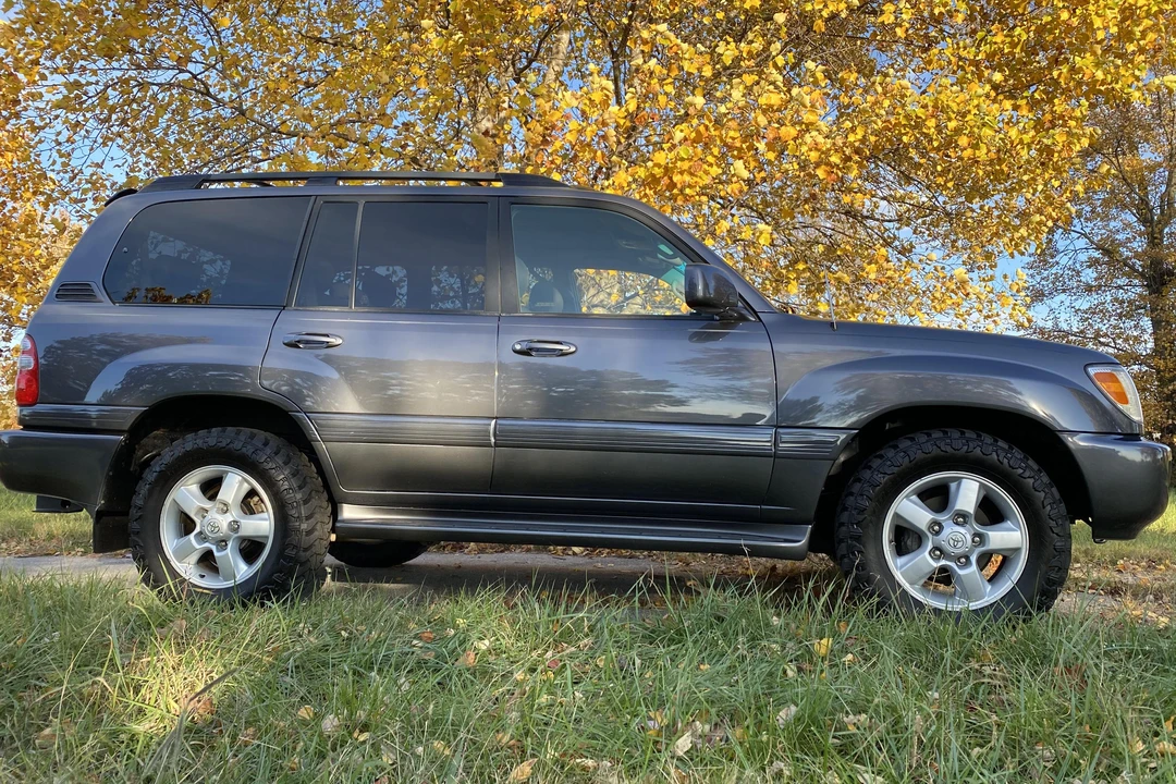 2004 Toyota J100 Land Cruiser - Image 3 of 31