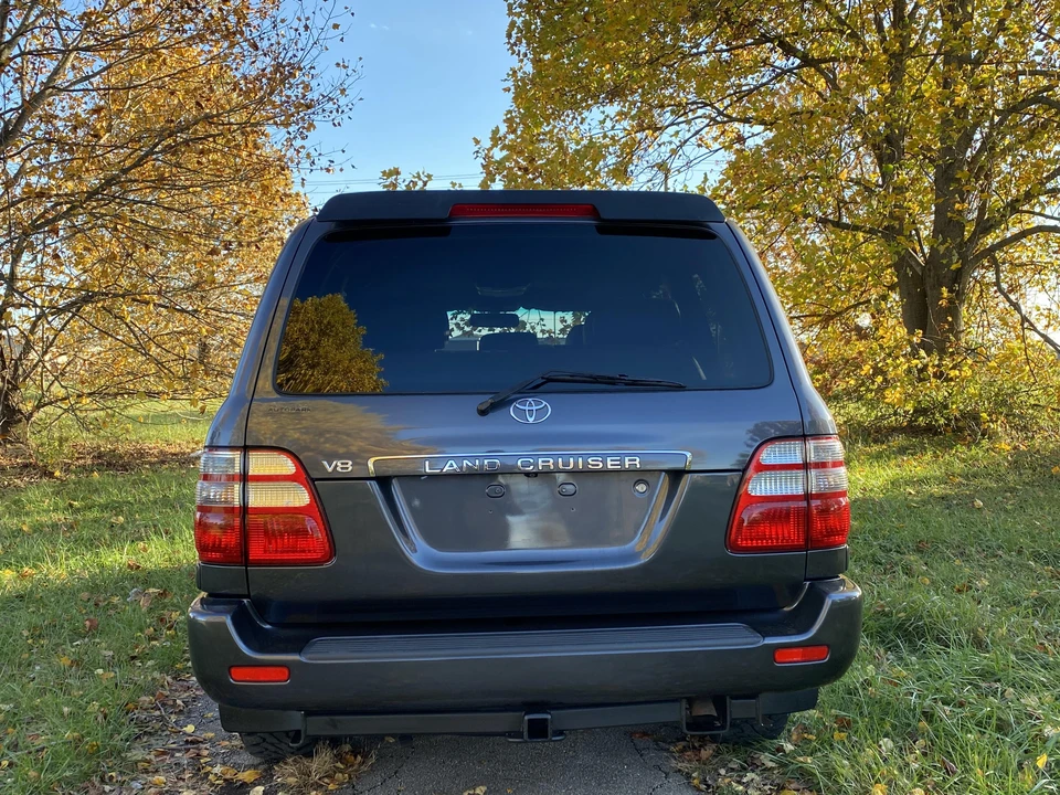 2004 Toyota J100 Land Cruiser - Image 10 of 31