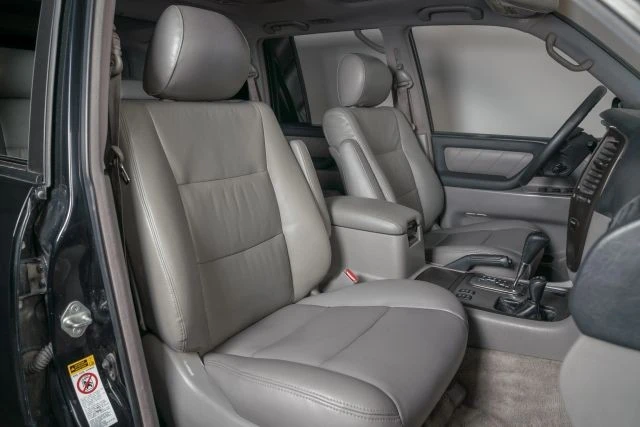 2004 Toyota J100 Land Cruiser - Image 13 of 16