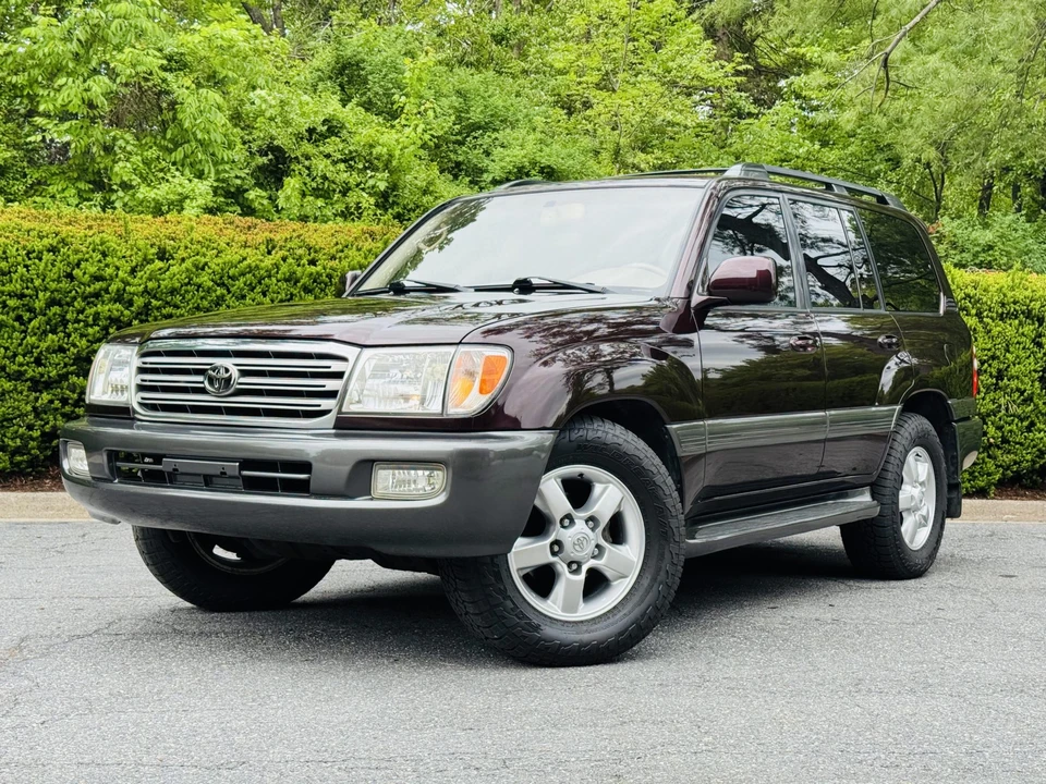 2004 Toyota J100 Land Cruiser - Image 2 of 31