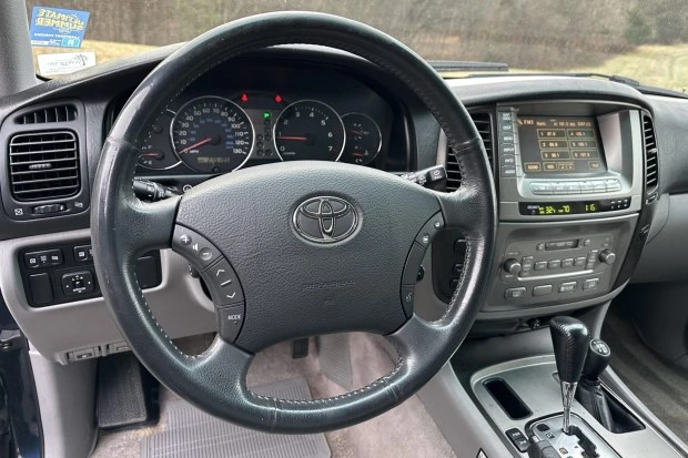 2004 Toyota J100 Land Cruiser - Image 5 of 6